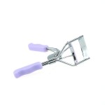 Anti-slip handle eyelash curler
